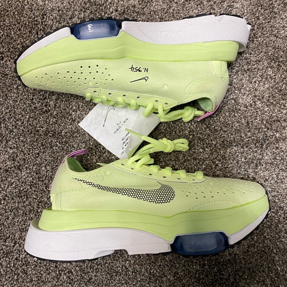 Nike Womens Air Zoom Type N354 Sneakers Shoes LIGHT NEON LIME